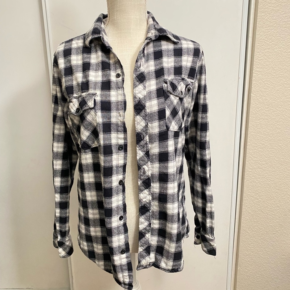 Shiekh  Long Sleeve Plaid Flannel Shirt size M